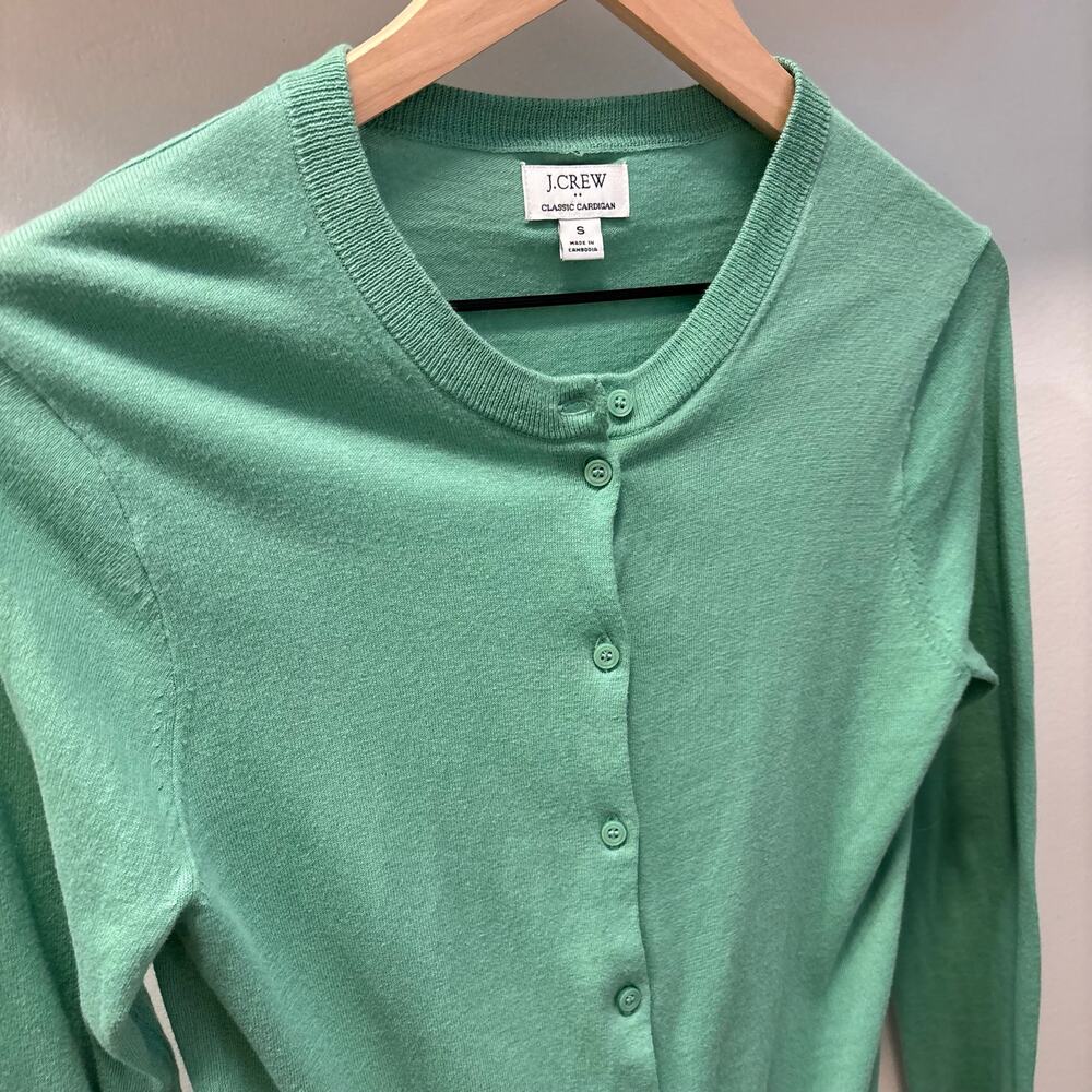 J. Crew Classic Cardigan Spring Green Size Small Preppy Quiet Lux Capsule